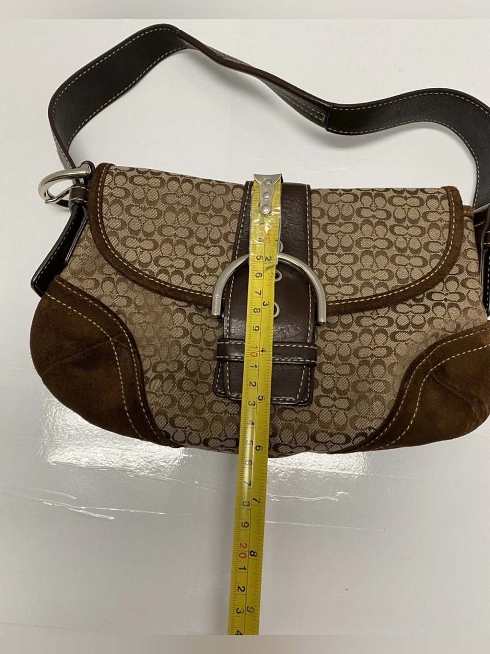Rare Vintage Coach D05J-6818 Soho
Signature Flap Bag - Y2K Archival
Brown/Suede - Picture 11 of 11